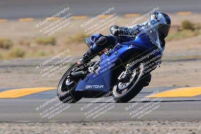 media/Oct-08-2022-SoCal Trackdays (Sat) [[1fc3beec89]]/Turn 14 (1050am)/